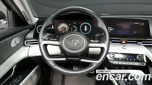 Hyundai The New Avante Hybrid 2021 — ფოტო 16/20