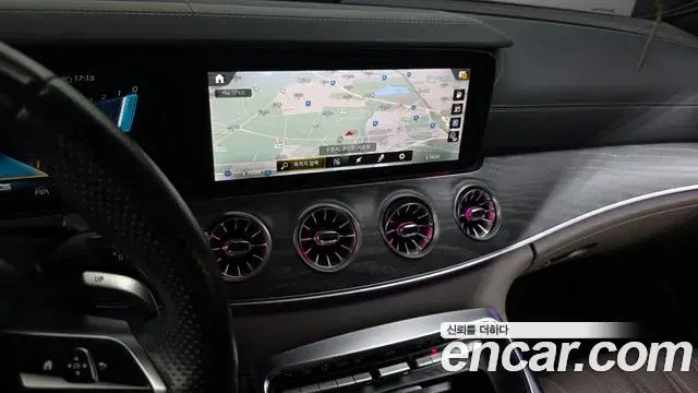 Mercedes-Benz AMG GT 2023 — Photo 7/20