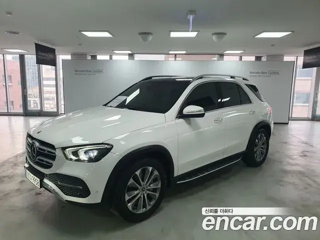 Mercedes-Benz GLE-Class 2021 — Photo 5/17