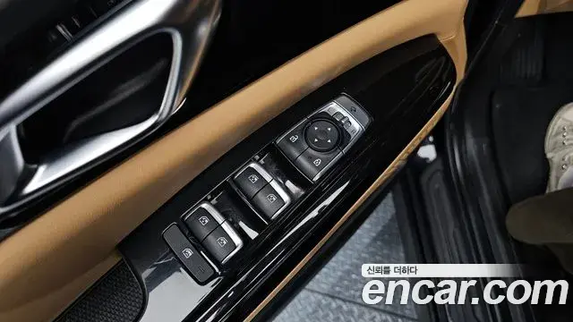Kia Carnival 2023 — Фото 13/20