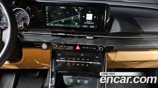 Kia Carnival 2023 — Фото 16/20