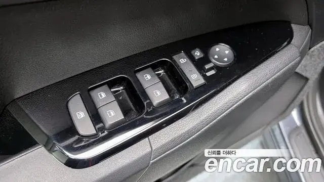 Kia Sportage 2021 — Photo 3/20