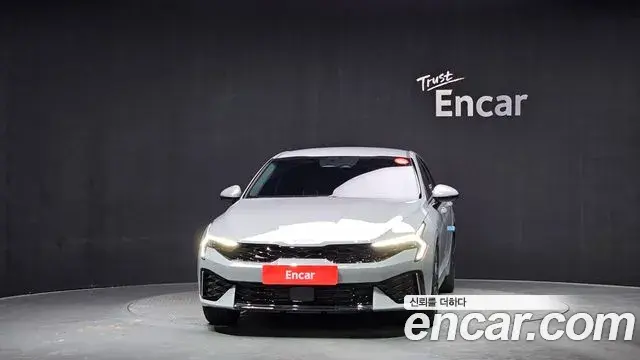 Kia K5 2025 — Şəkil 18/20