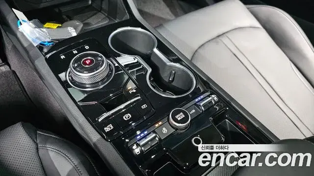 Kia K5 2025 — Şəkil 16/20
