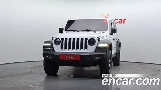 Jeep Wrangler 2020 — Фото 3/20