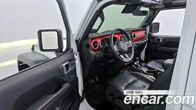 Jeep Wrangler 2020 — Фото 10/20