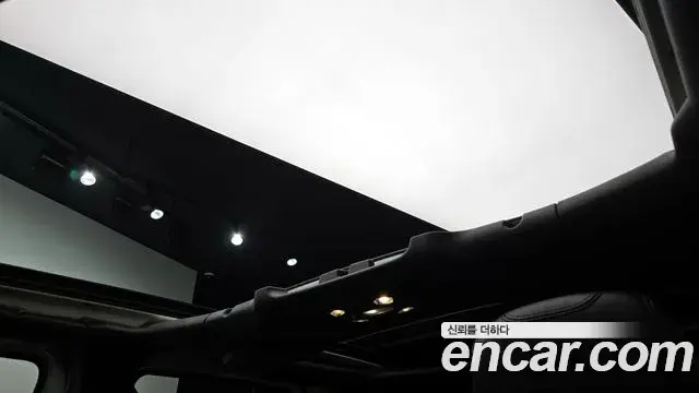 Jeep Wrangler 2020 — Фото 18/20