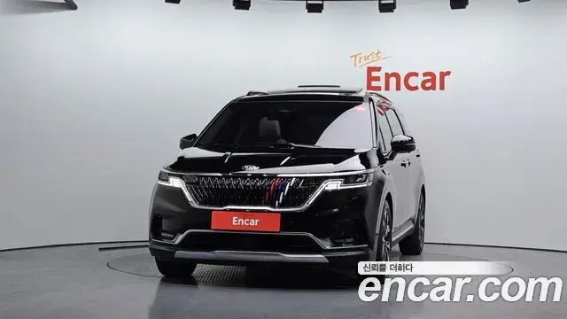 Kia Carnival 2021 — Фото 3/20