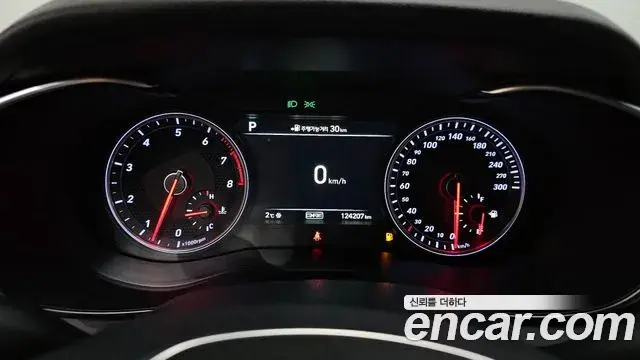 Genesis G70 2019 — Photo 13/20