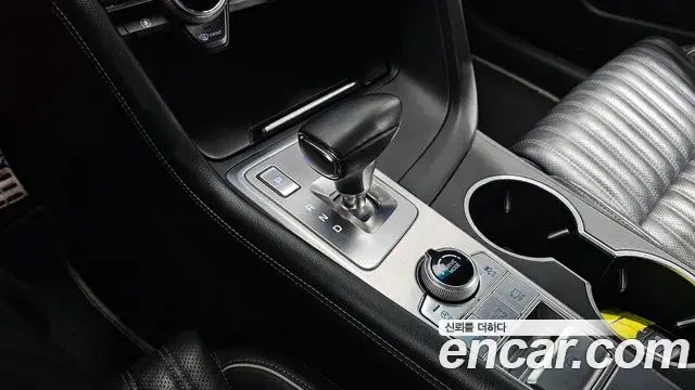 Genesis G70 2019 — Photo 19/20