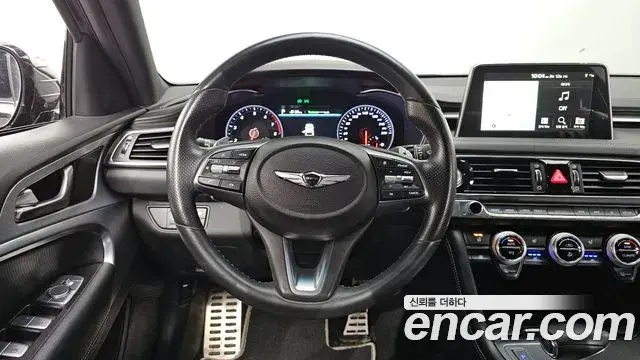 Genesis G70 2019 — Photo 6/20