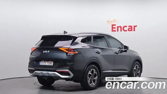 Kia Sportage 2021 — Фото 2/20