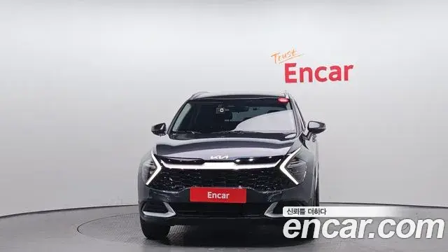 Kia Sportage 2021 — Фото 3/20