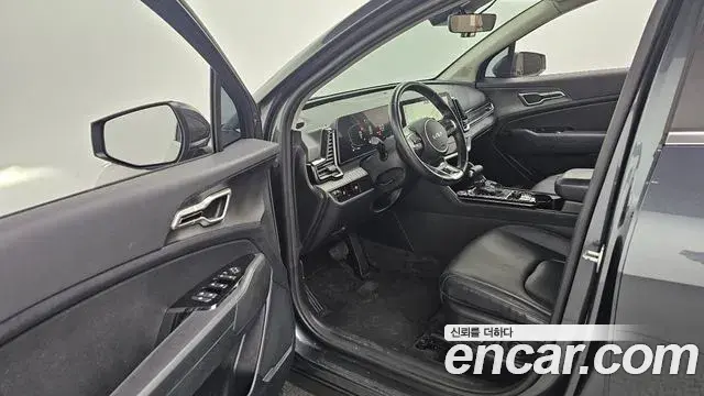 Kia Sportage 2021 — Фото 11/20