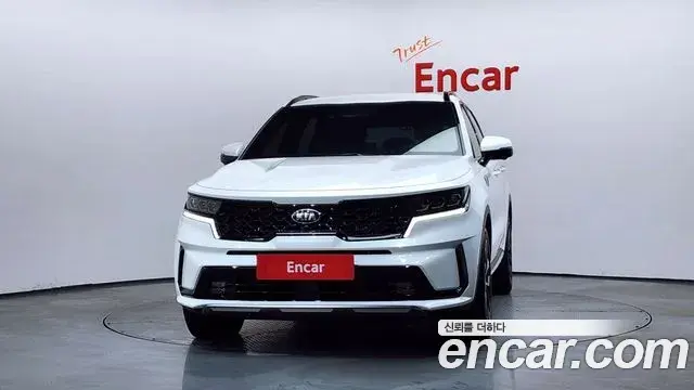 Kia Sorento 2021 — ფოტო 17/20