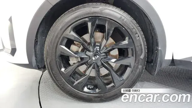 Kia Sorento 2021 — ფოტო 20/20