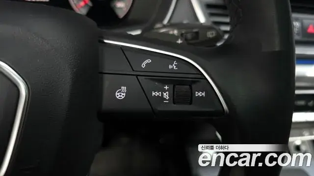 Audi Q5 2021 — ფოტო 12/20