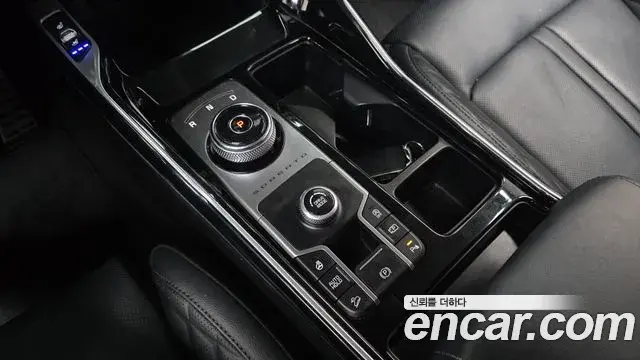 Kia Sorento 2021 — Фото 9/20