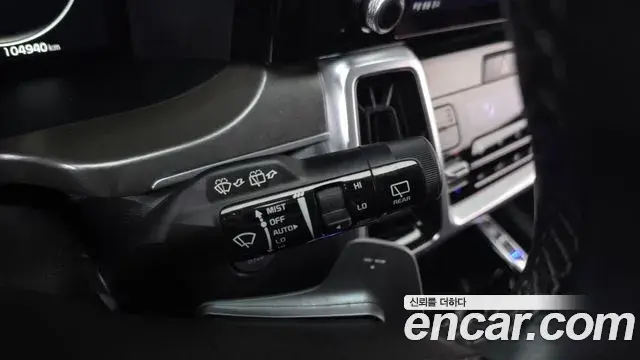 Kia Sorento 2021 — Фото 18/20