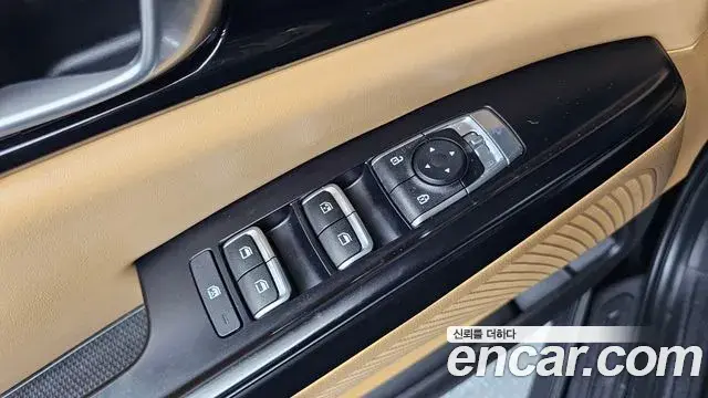 Kia Carnival 2022 — Фото 13/20