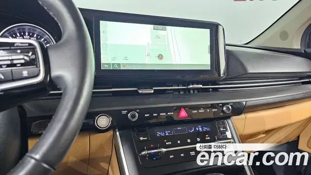 Kia Carnival 2022 — Фото 16/20