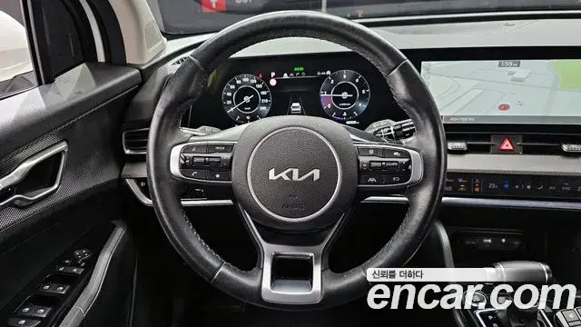 Kia Sportage 2022 — ფოტო 4/20