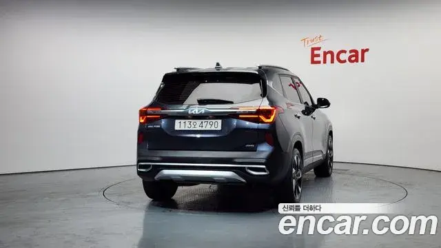 Kia Seltos 2021 — ფოტო 11/20