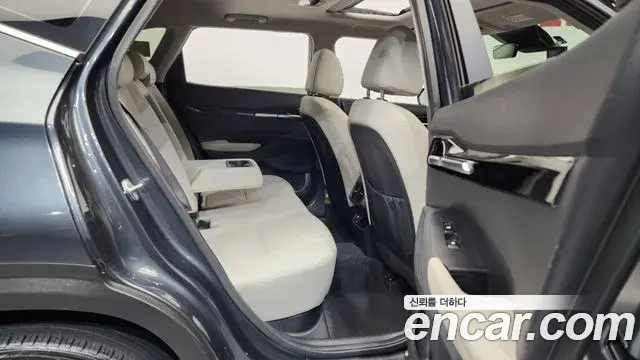 Kia Seltos 2021 — ფოტო 13/20