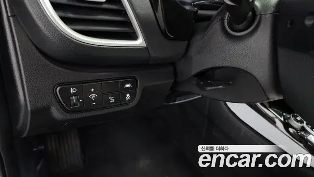 Kia Seltos 2021 — ფოტო 6/20