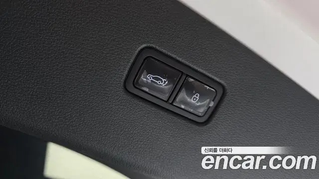 Genesis GV80 Coupe 2024 — Фото 18/20