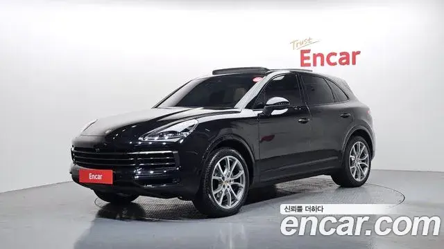 Porsche Cayenne 2021 — Photo 3/20