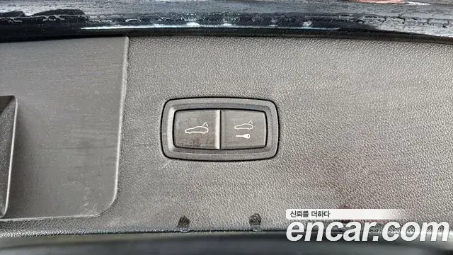 Porsche Cayenne 2021 — Photo 7/20