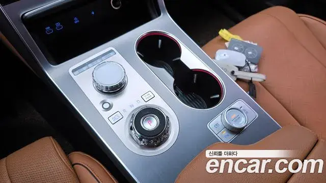 Genesis GV80 2024 — ფოტო 13/20