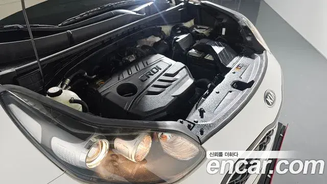 Kia Sportage The Bold 2018 — ფოტო 7/20