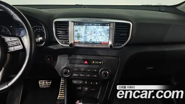 Kia Sportage The Bold 2018 — ფოტო 10/20