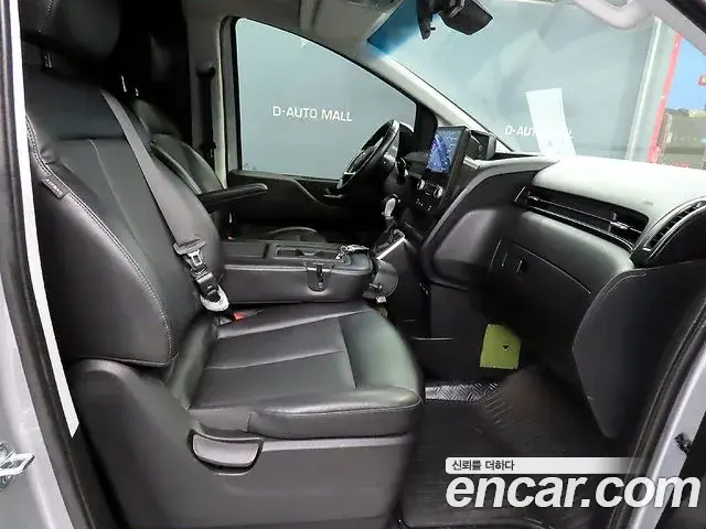Hyundai Staria 2022 — Şəkil 19/20