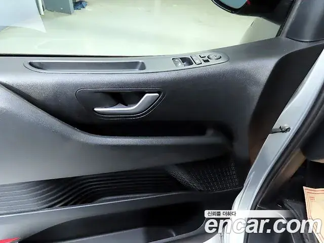Hyundai Staria 2022 — Şəkil 16/20