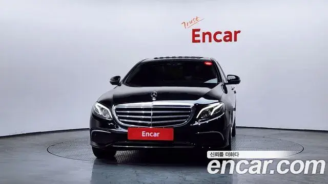 Mercedes-Benz E-Class 2018 — Фото 3/20