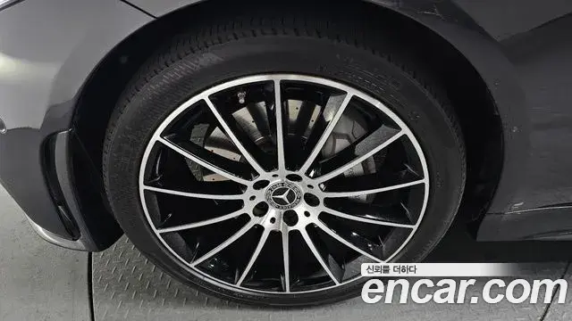 Mercedes-Benz CLS-Class 2020 — Фото 5/20