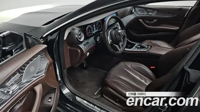 Mercedes-Benz CLS-Class 2020 — Фото 11/20