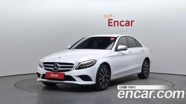 Mercedes-Benz C-Class 2019 — Фото 1/20