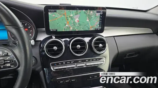 Mercedes-Benz C-Class 2019 — Фото 14/20