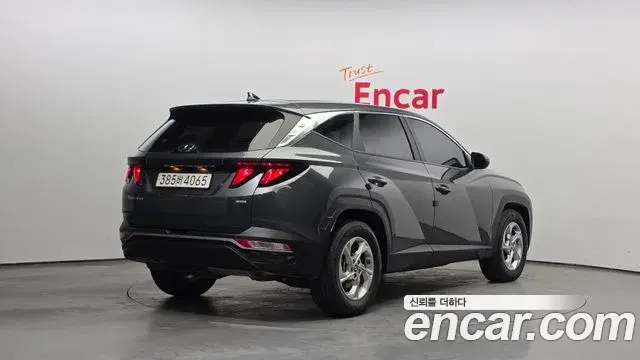 Hyundai Tucson Hybrid 2023 — Photo 5/20