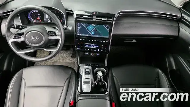 Hyundai Tucson Hybrid 2023 — Photo 9/20