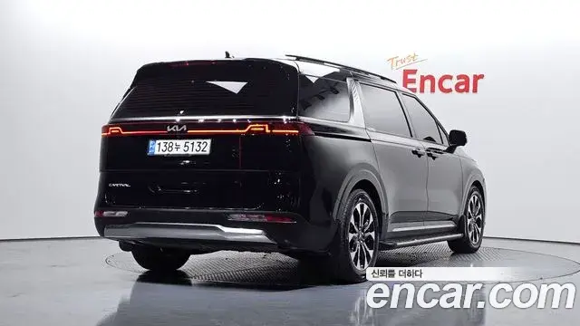 Kia Carnival 2021 — Фото 2/20