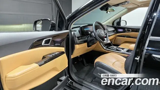 Kia Carnival 2021 — Фото 11/20
