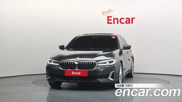 BMW 5 Series 2021 — Şəkil 13/20