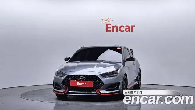 Hyundai Veloster 2018 — Photo 8/20