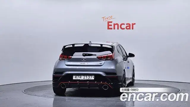 Hyundai Veloster 2018 — Photo 18/20