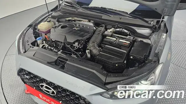 Hyundai Veloster 2018 — Photo 16/20